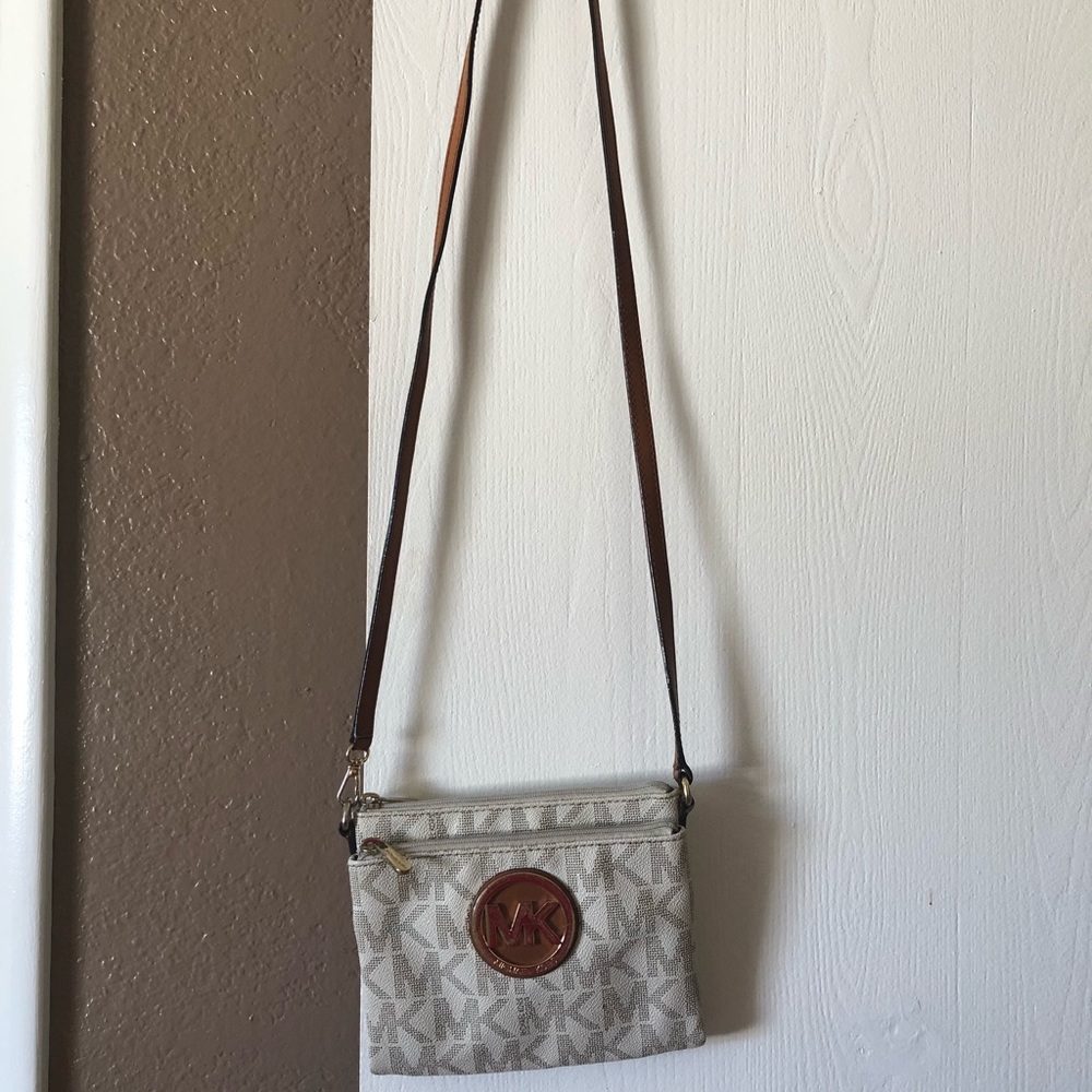 Micheal KORS logo mini crossbody bag